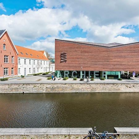 Apartamento Charming Place Along The Canals In Brujas Exterior foto